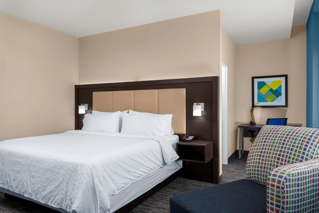 Holiday Inn Express - Kansas City Downtown By Ihg Room photo
